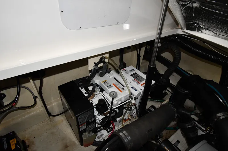 Slide: The Image of Sea Ray 340 Sundancer 2008 - 54