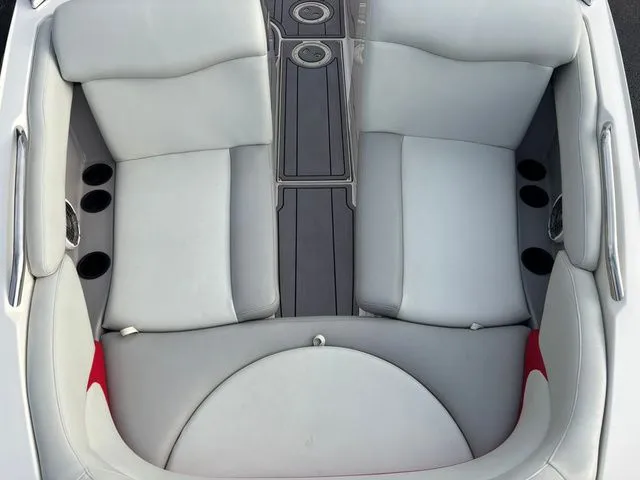 Slide: The Image of MasterCraft X-Star / MCX 5.7L 2004 - 16