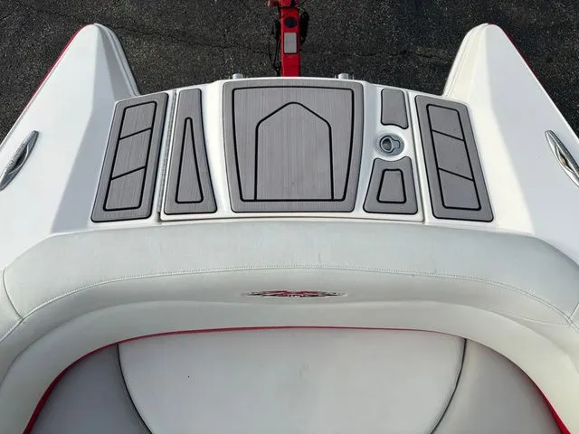 Slide: The Image of MasterCraft X-Star / MCX 5.7L 2004 - 17