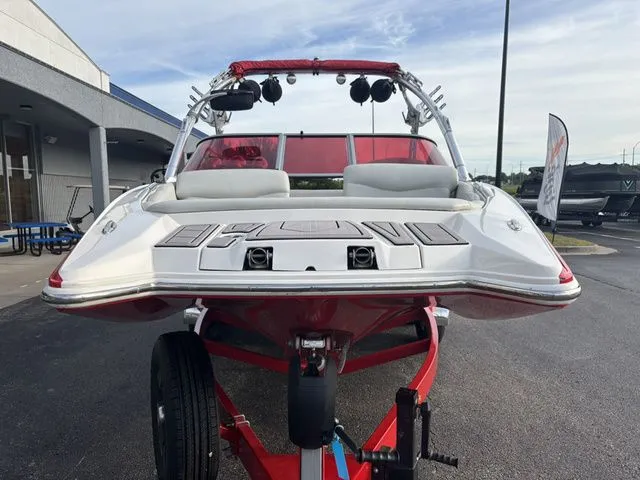 Slide: The Image of MasterCraft X-Star / MCX 5.7L 2004 - 3