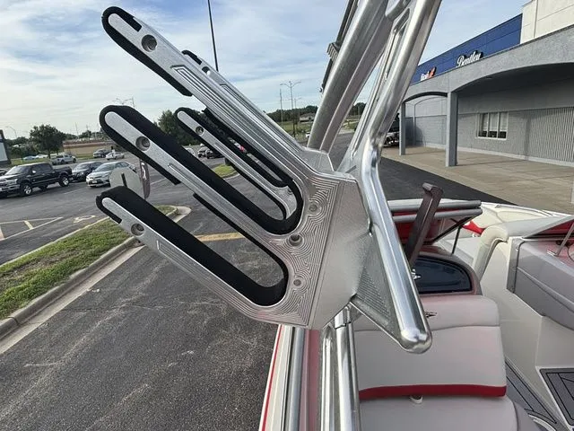 Slide: The Image of MasterCraft X-Star / MCX 5.7L 2004 - 34