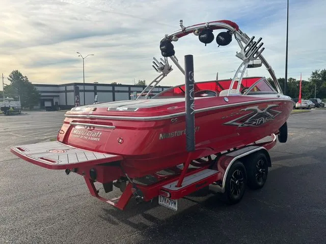 Slide: The Image of MasterCraft X-Star / MCX 5.7L 2004 - 6