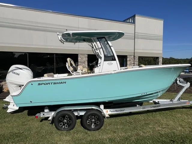The Image of Sportsman Open 212 Center Console 2026 - 1
