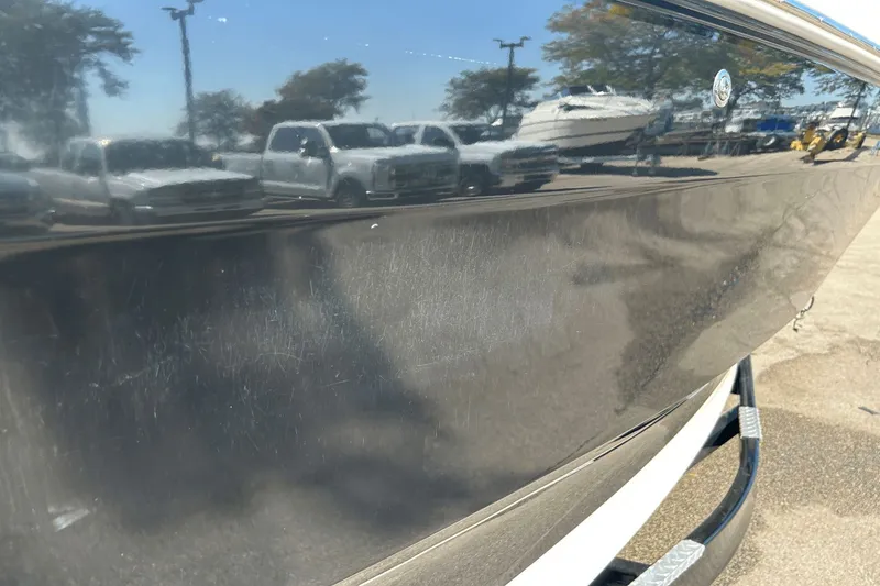 Slide: The Image of Sea Ray SDX 250 2019 - 45