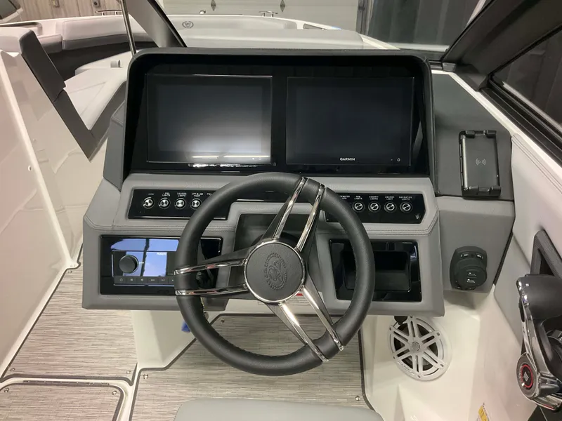 Slide: The Image of Cobalt R4 Outboard 2026 - 39