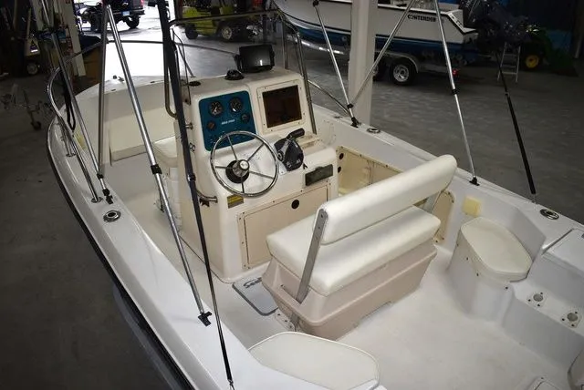 Slide: The Image of Sea Pro 180 Center Console 1997 - 13