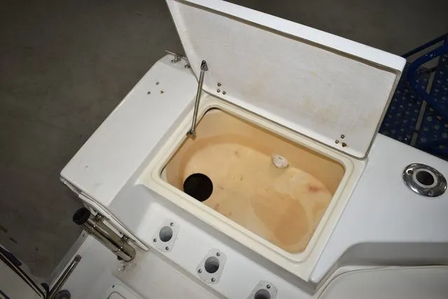 Slide: The Image of Sea Pro 180 Center Console 1997 - 21