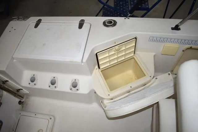 Slide: The Image of Sea Pro 180 Center Console 1997 - 22