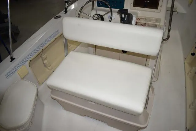 Slide: The Image of Sea Pro 180 Center Console 1997 - 23