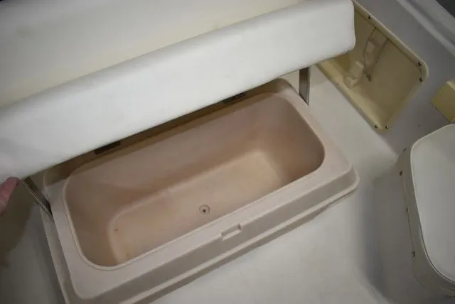 Slide: The Image of Sea Pro 180 Center Console 1997 - 24