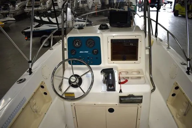 Slide: The Image of Sea Pro 180 Center Console 1997 - 25