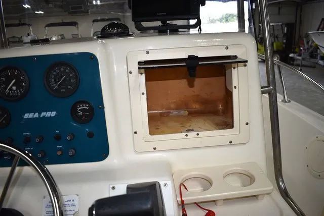 Slide: The Image of Sea Pro 180 Center Console 1997 - 33