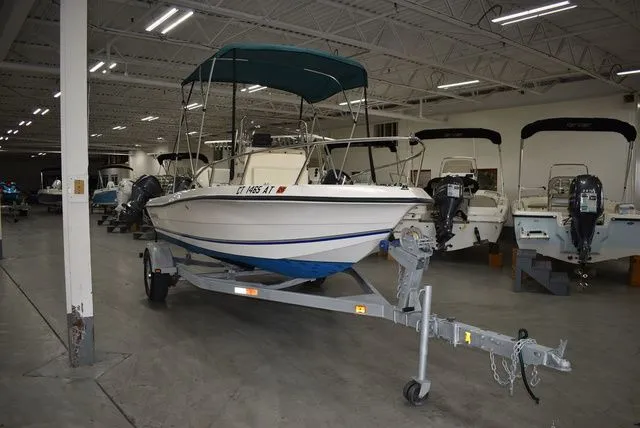 Slide: The Image of Sea Pro 180 Center Console 1997 - 4