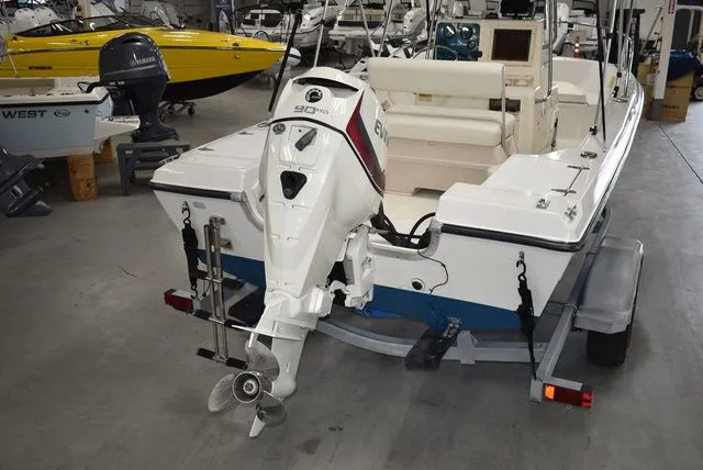 Slide: The Image of Sea Pro 180 Center Console 1997 - 8