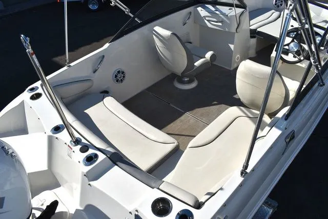 Slide: The Image of Stingray 191 DC 2024 - 11