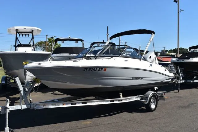 Slide: The Image of Stingray 191 DC 2024 - 2