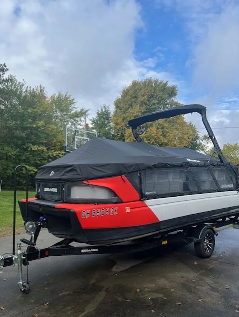 The Image of Sea-Doo Switch Cruise 2022 - undefined