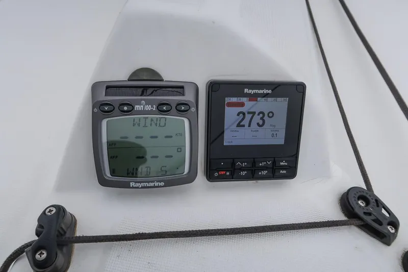 Slide: The Image of Raymarine instruments on 2017 Jeanneau SunFast 3200 sailboat, displaying wind speed and direction. - 28