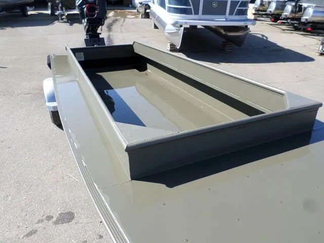 Slide: The Image of Gator Trax 16 MARSH SERIES 2024 - 2