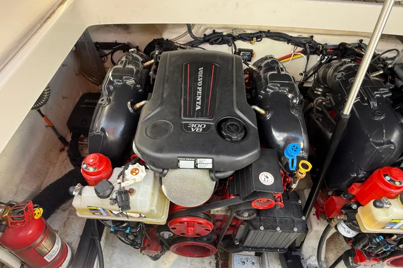 Slide: The Image of Engine compartment of 2016 Chaparral 307 SSX with Volvo Penta 300 V8 engine. - 51