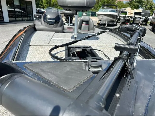 Slide: The Image of Tracker Pro Team 175 TXW 2024 - 11