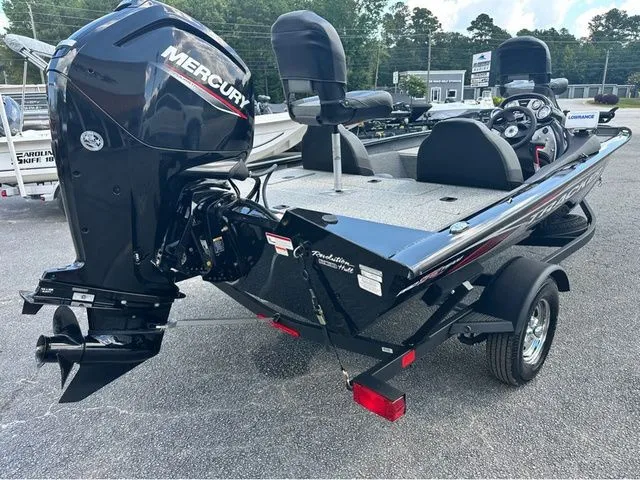 Slide: The Image of Tracker Pro Team 175 TXW 2024 - 3