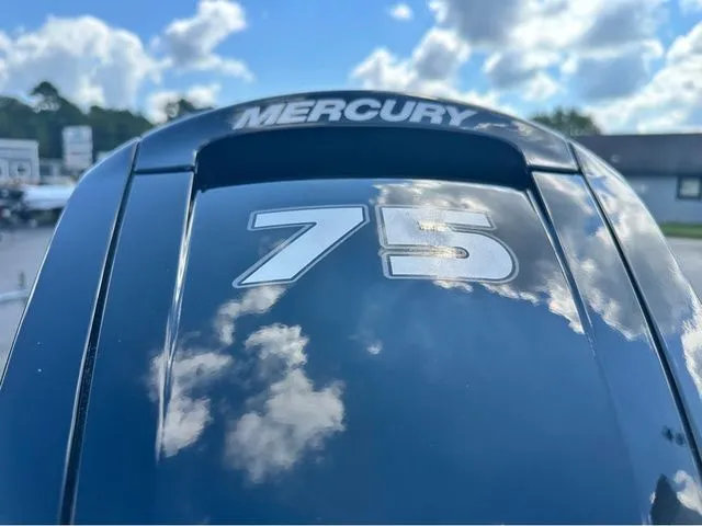 Slide: The Image of Tracker Pro Team 175 TXW 2024 - 5