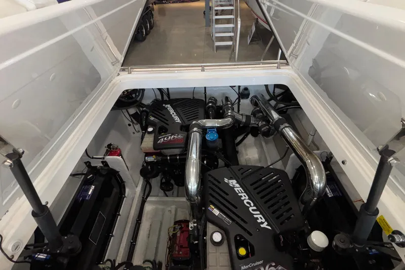 Slide: The Image of Engine compartment of a 2006 Fountain 42 Executioner boat with Mercury engines. - 20