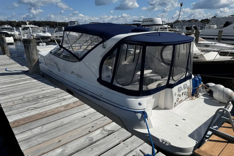 Slide: The Image of Cruisers Yachts 3375 Esprit 1999 - 2