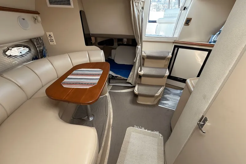 Slide: The Image of Cruisers Yachts 3375 Esprit 1999 - 20