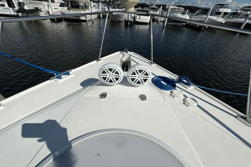 Slide: The Image of Cruisers Yachts 3375 Esprit 1999 - 5