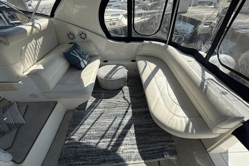 Slide: The Image of Cruisers Yachts 3375 Esprit 1999 - 8