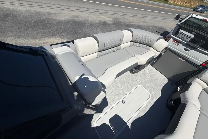 Slide: The Image of 2026 Avalon 2585 Catalina Windshield Quad Lounger interior, featuring luxurious seating and modern design. - 16