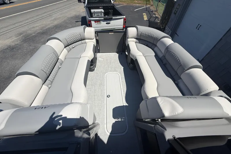 Slide: The Image of 2026 Avalon 2585 Catalina Windshield Quad Lounger interior with luxurious seating and spacious layout. - 17