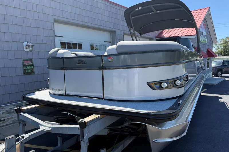 Slide: The Image of 2026 Avalon 2585 Catalina Windshield Quad Lounger Tri-toon boat with Mercury 350hp V-10 engine. - 4
