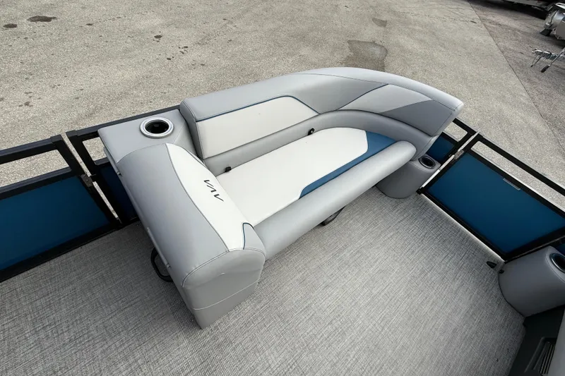 Slide: The Image of 2026 Avalon 2385 Venture 85 Quad Lounger, Tri Toon High Performance boat seating area. - 42