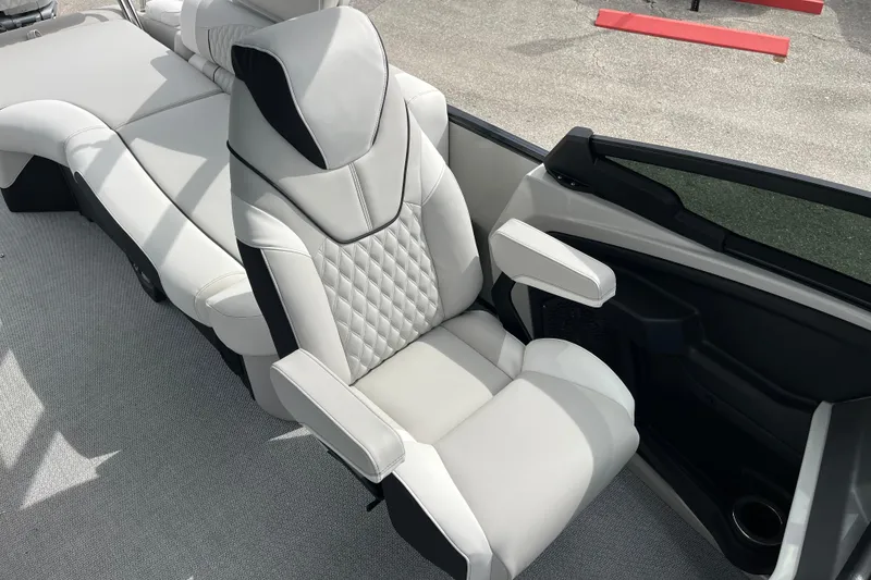 Slide: The Image of Luxurious seating in 2026 Avalon 2785 Excalibur LTD boat, featuring elegant design and comfort. - 21