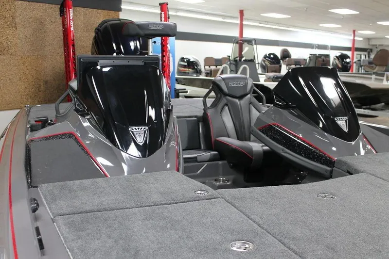 Slide: The Image of 2025 Skeeter FXR21 Apex boat interior with sleek design and modern features. - 7