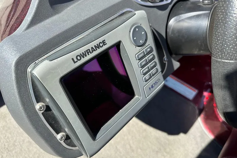 Slide: The Image of Lowrance HDS-5 fishfinder on 2010 Ranger 178 VS boat dashboard. - 16