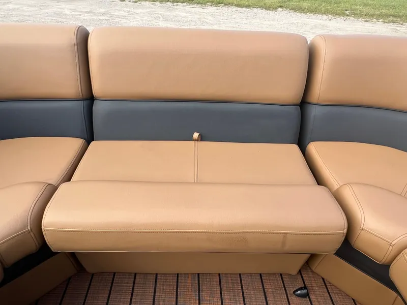 Slide: The Image of Bentley Pontoons Elite 223 Admiral Quad Lounge Tritoon 2026 - 26
