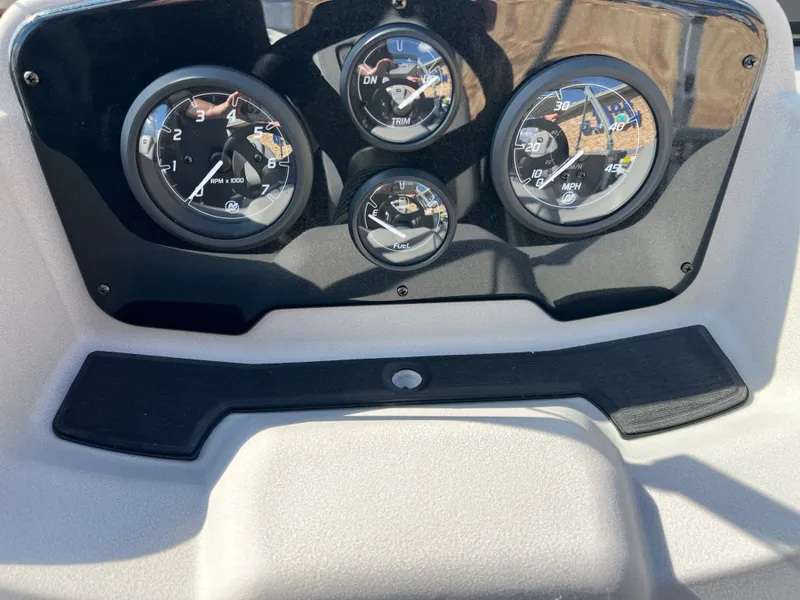 Slide: The Image of Princecraft Vectra 23 RL 2026 - 10