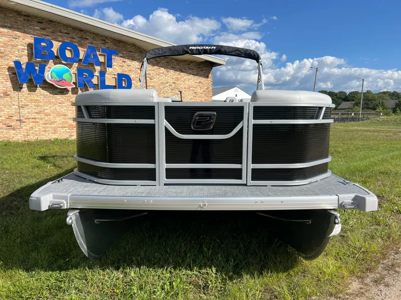 Slide: The Image of Princecraft Vectra 23 RL 2026 - 28