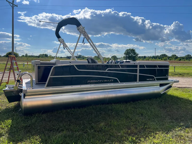 Slide: The Image of Princecraft Vectra 21 2026 - 32