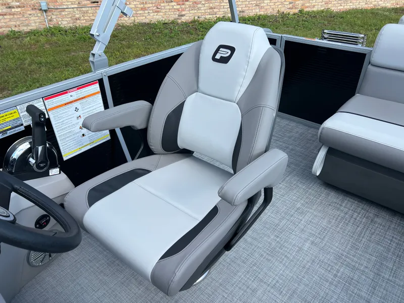 Slide: The Image of Princecraft Vectra 21 2026 - 8