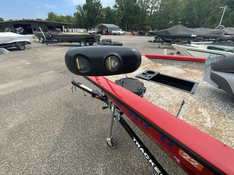 Slide: The Image of Tracker Pro Team 175 TXW 2015 - 11