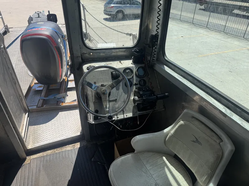 Slide: The Image of Custom Aluminum 33 Work Boat 2010 - 14