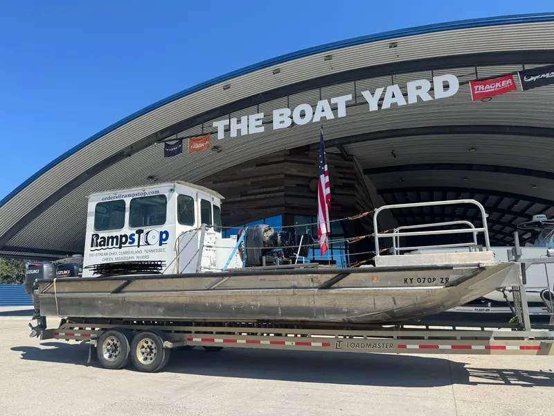 Slide: The Image of Custom Aluminum 33 Work Boat 2010 - 5