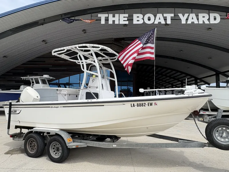 Slide: The Image of Boston Whaler Outrage 20 1996 - 4