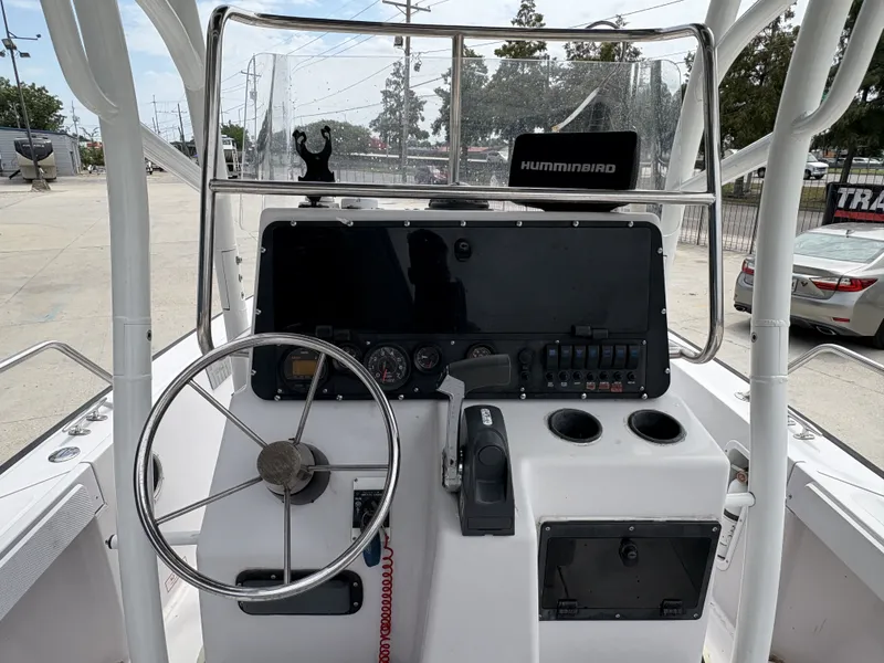 Slide: The Image of Boston Whaler Outrage 20 1996 - 7