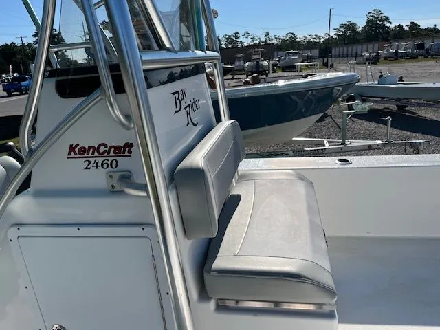 Slide: The Image of KenCraft Bay RIder 2460 2022 - 12